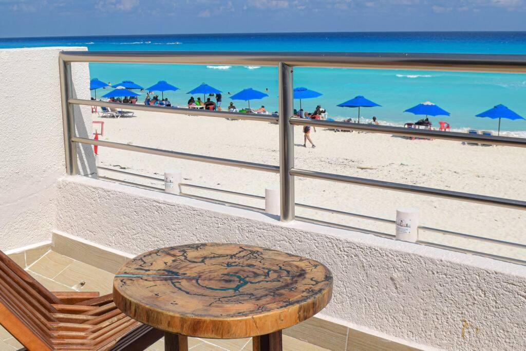 Ocean Front Villa Marlin, Best Location In Hotel Zone #109 Cancun Ngoại thất bức ảnh